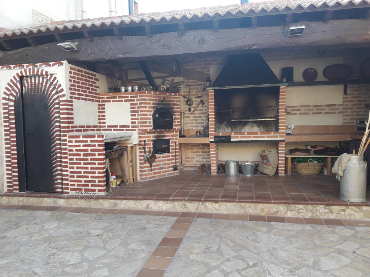 Casa Rural La Casa De Las Manuelas Horcajo de las Torres 外观 照片