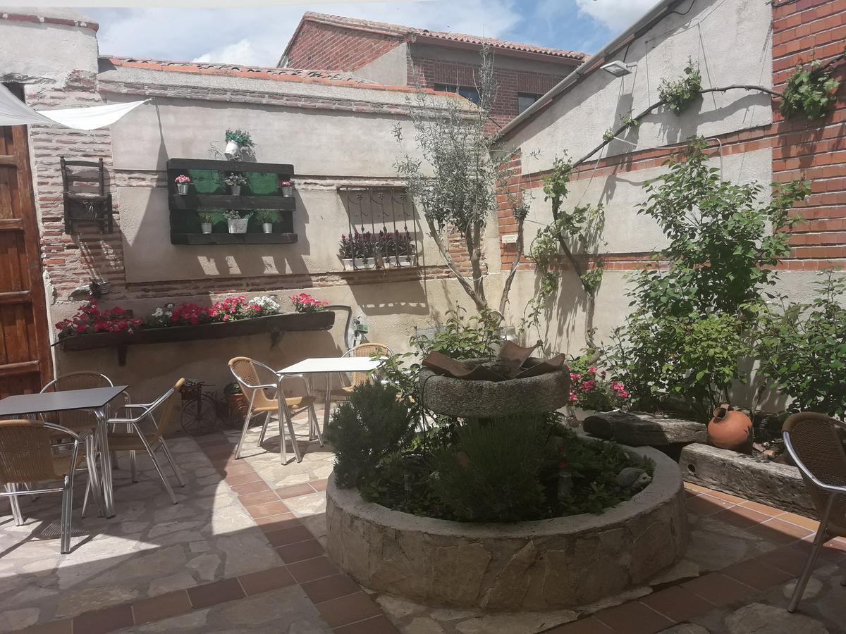 Casa Rural La Casa De Las Manuelas Horcajo de las Torres 外观 照片