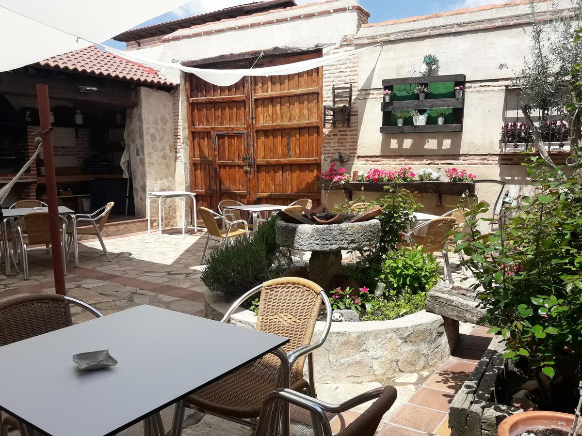 Casa Rural La Casa De Las Manuelas Horcajo de las Torres 外观 照片